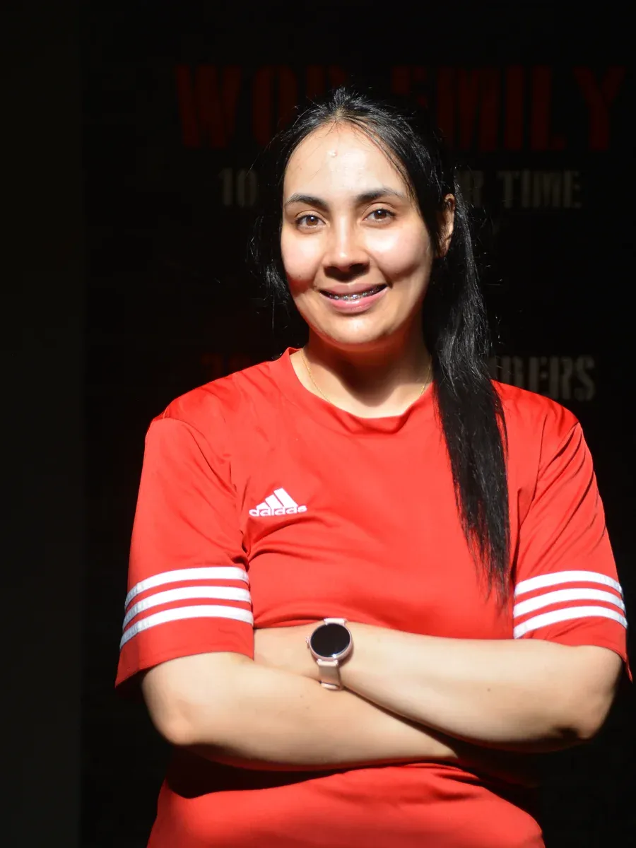 Coach Sofia Ou.